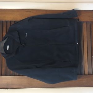 Columbia fleece zip up. 1x in black